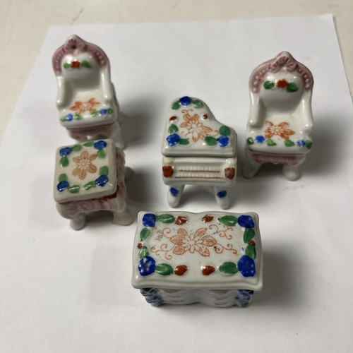 Made occupied japan set - made,