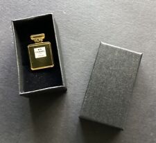 CHANEL BROOCH BADGE PIN GOLD