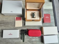 OMEGA Seamaster Diver 300M Green, 2x Omega Rubber Straps. Warranty. Full set.