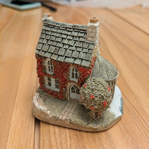 Lilliput lane holly cottage - lane, cottage"