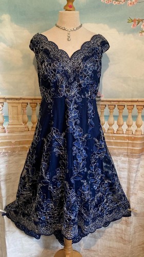 Wedding guest midi dress - midi,