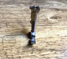 Old Style Bernina No - 007 Zip Foot.