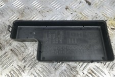 BFD046214 2009 TOYOTA HILUX 2.5 D4D HL2 FUSE BOX COVER