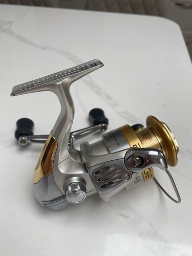 Shimano 4000 spinning - spinning, reel