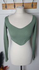ZARA Ladies EUR M Sage Green V Neck Long Sleeve Ribbed Crop Top