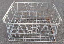 Vintage UNITED DAIRIES Galvanised Metal Milk Bottle Crate ~ Holds 20 Bottles