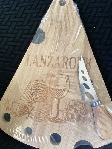 Lanzarote wooden cheese - wooden,