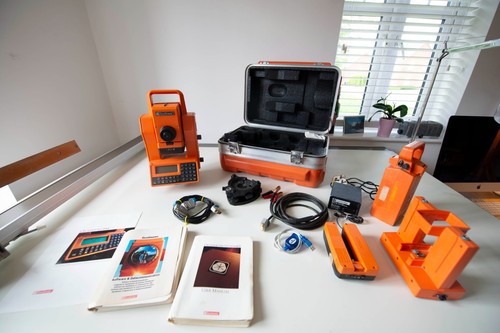 Geodimeter 444 total - 444,