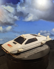 Vintage Corgi Toys James Bond Lotus Esprit. Spy Who Loved Me. 118mm. Gift Boxed