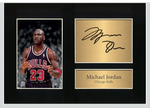 Michael jordan autograph - michael,