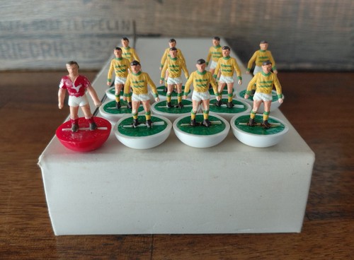Subbuteo heavyweight team - subbuteo,
