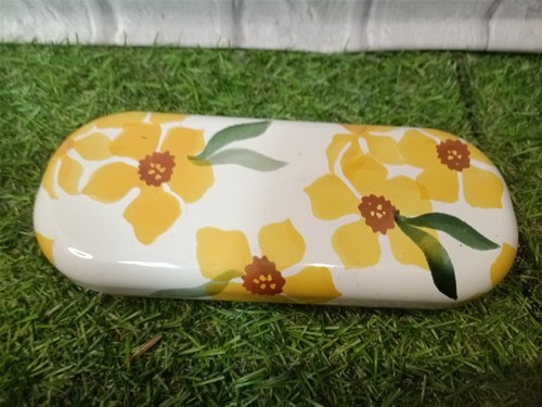 Emma bridgewater floral design - floral,
