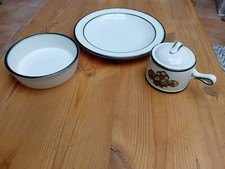 Wedgewood Primrose - 6 settings Dinner plates, lidded soup cups & desert dishes 