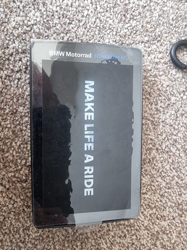 Bmw motorrad navigator - bmw, sat