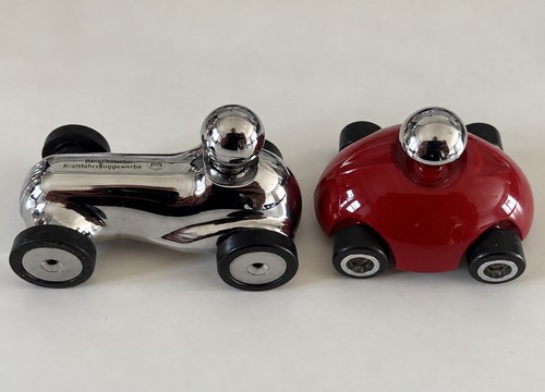 Troika design pull back cars - pull,