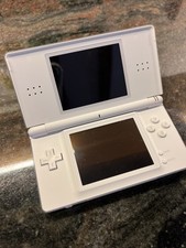 Nintendo DS Lite Bundle