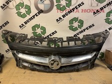 VAUXHALL ASTRA J  GENUINE FACELIFT FRONT BUMPER GRILLE + CHROME + BADGE 13368851