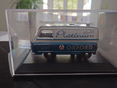 Oxford diecast platinum member - oxford,