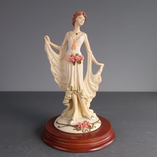 The Leonardo Collection Lady