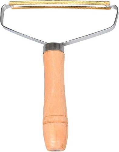 Lint remover carpet rake - ,