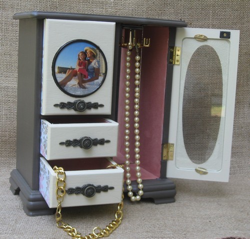 Painted vintage jewelry box - painted,