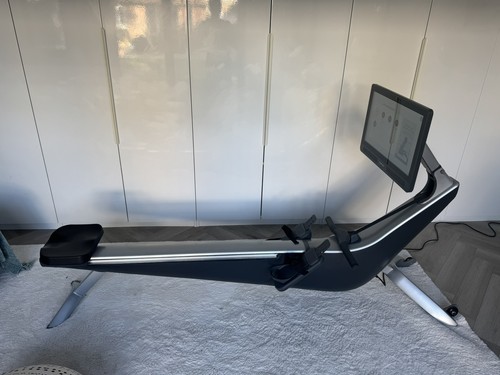 Hydrow pro rower rowing - hydrow,