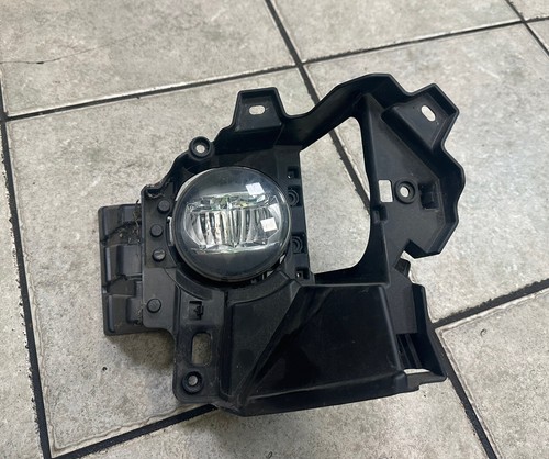 Front right fog light with - front,