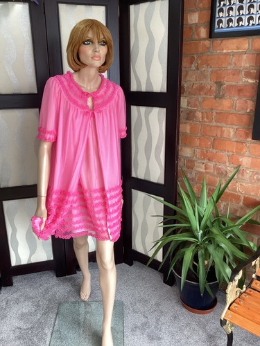 Vintage 1960s nylon - 1960s, bubble