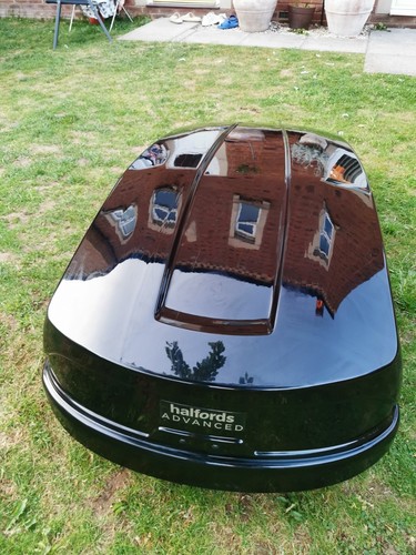 Roof box - roof,