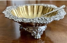 Very Fine 19th Century Silver Gilded Salt Cellar with 4 Salt Spoons