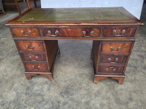 Antique repro small - , twin
