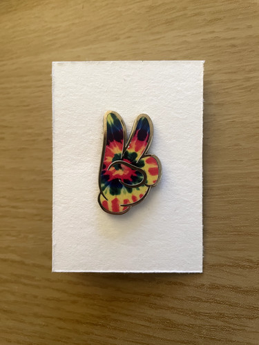 Disney trading pins - pins,