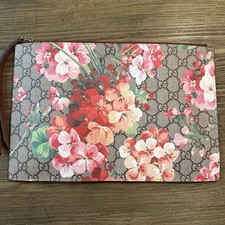 GUCCI GG Blooms Clutch Bag GG