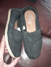 Tom's Ladies Shoes Size 5