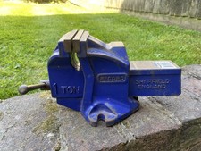 Record 1 Ton Engineering /