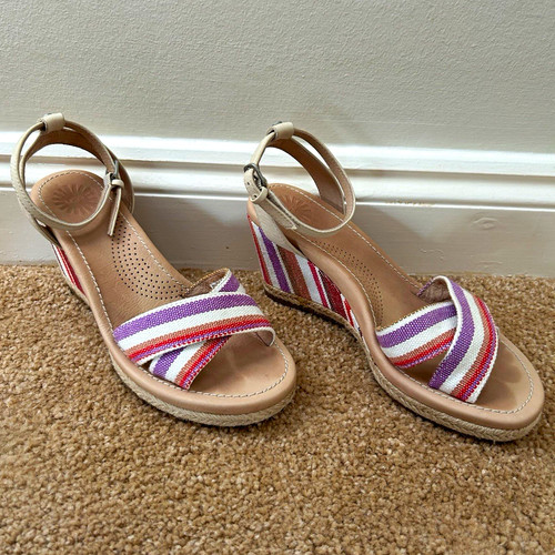 Ugg women striped wedge - striped,