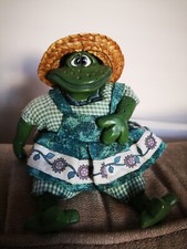MRS. GARDENHOPPER. PLUSH FROG