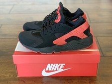 NIKE AIR HUARACHE SIZE UK 11