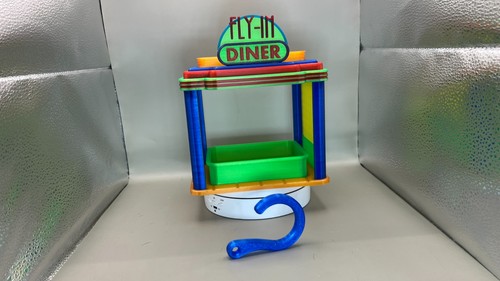 Bird feeder retro diner - feeder,