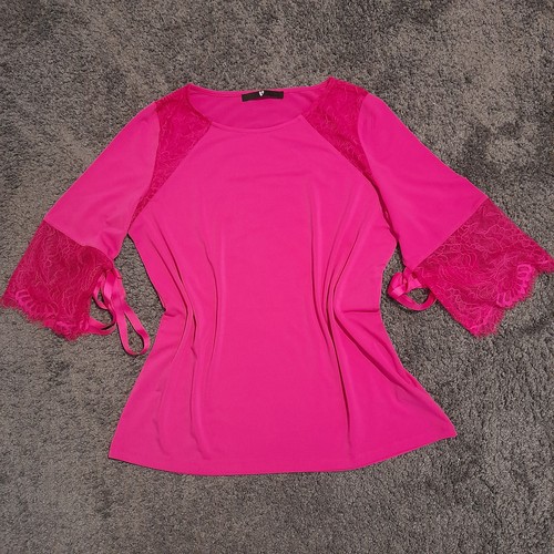 Very cerise pink lace - v,