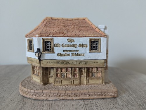 Lilliput lane old curiosity - lane,