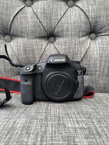 Canon eos body only - eos,
