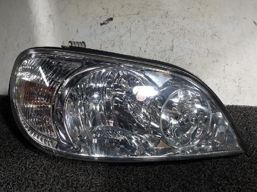 2004 kia sedona headlight - kia,