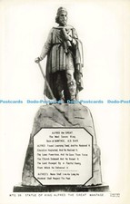 R564148 Statue of King Alfred