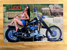 2023 Print Article Sexy Model