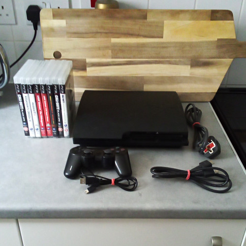 Ps3 slim console 160 bundle - slim,