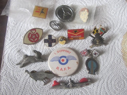 Loads badges allsorts of - of,