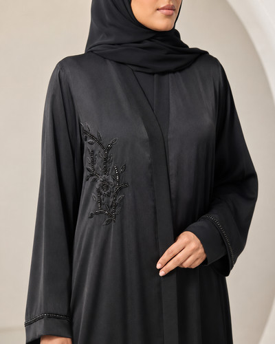 Full black embroidery - full,