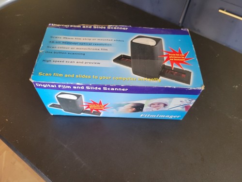 Digital film and slide scanner - digital,