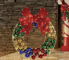 Operated LED Light-Up Bauble